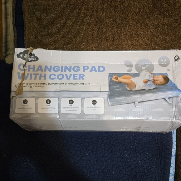 NIB Changing Pad with Cover (Box has wear and tear from shipping) but Sealed - Picture 8 of 8